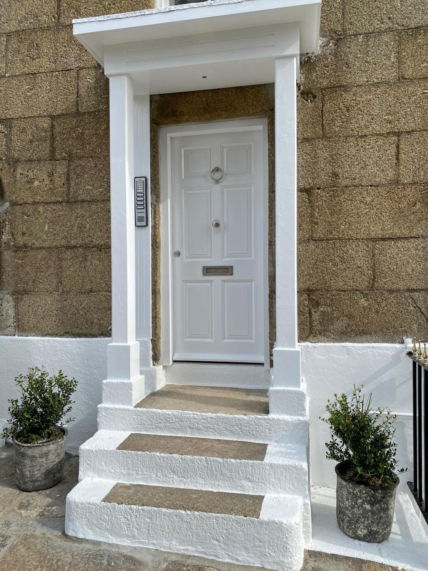 Appartamento New~Breathtaking Bay Views~Chapel Street~Penzance Esterno foto